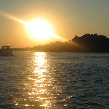 Best Vic Falls activities: 5. Go on a sunset cruise in Victoria Falls