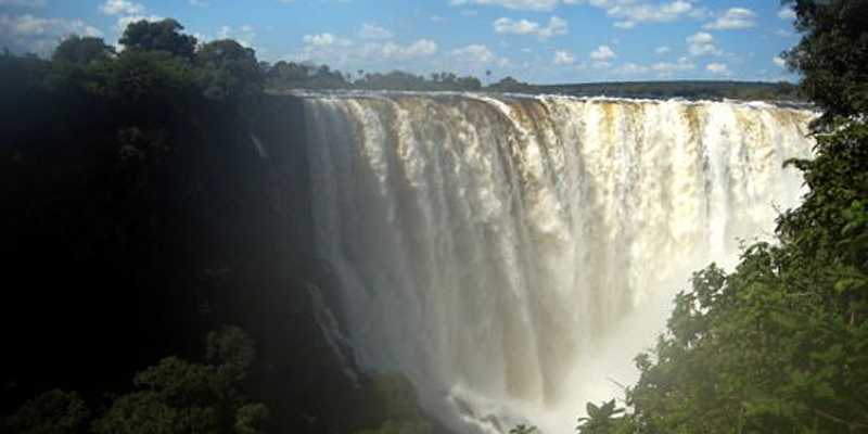 victoria falls The Smoke That Thunders