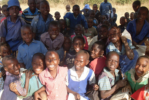 http://www.zimbabweschildren.org/