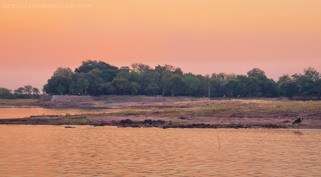 Spurwing Zimbabwe Kariba Game Drive