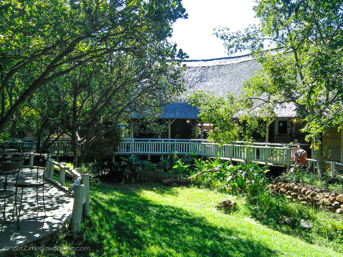 Harare-Shopping-Cafe-Zimbabwe-08